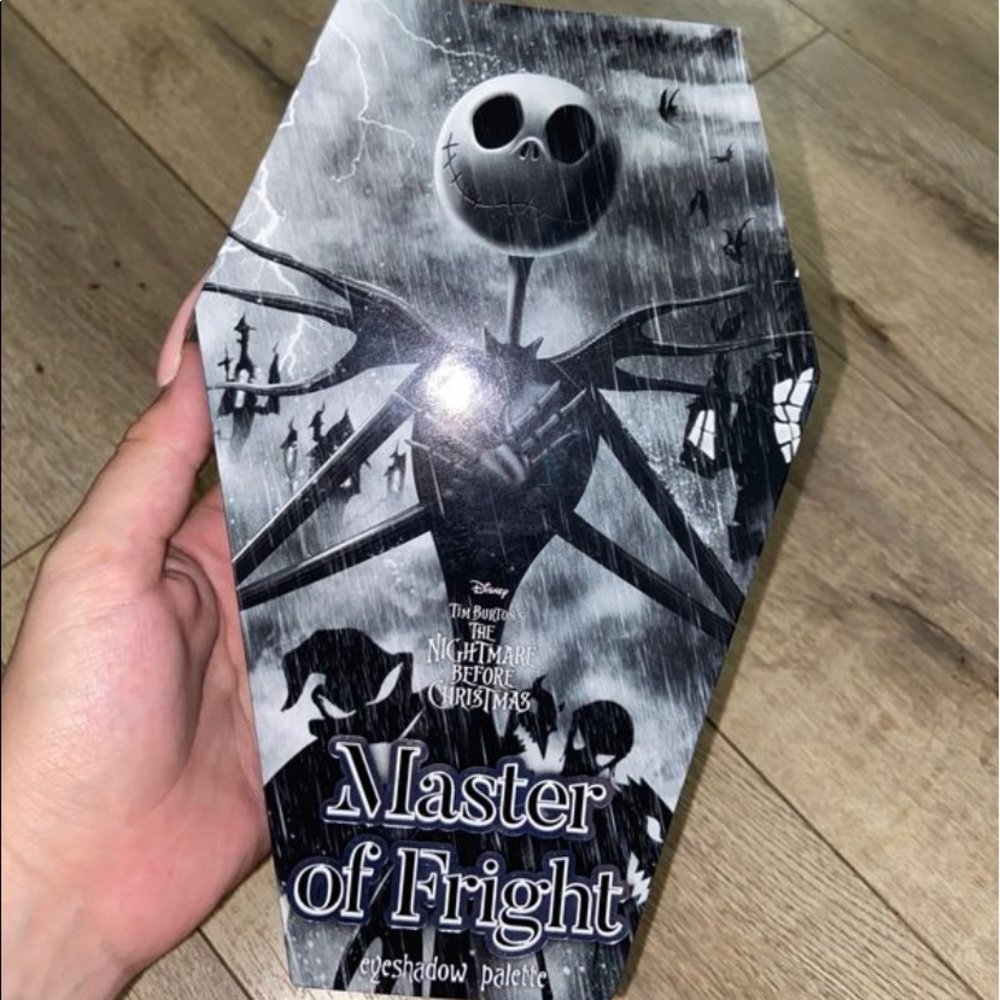 Nightmare before Christmas eyeshadow palette